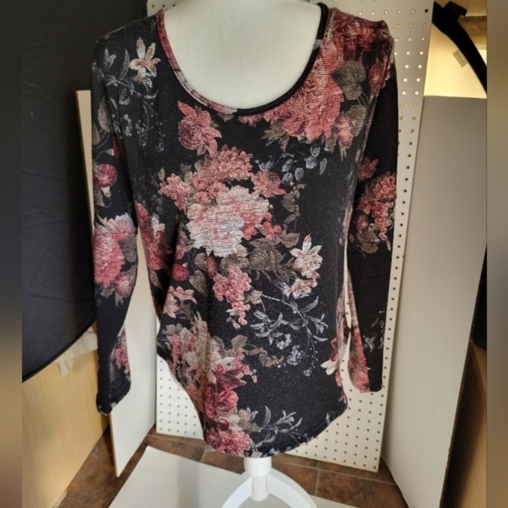 Daytrip size M floral‎ top